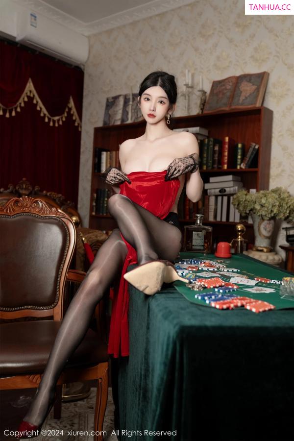 周于希dummy  [XiuRen]高清写真图 2024.02.08 No.8097 周于希Sally 黑丝美臀第81张图片